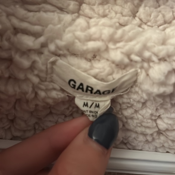Garage Sherpa Jacket - Picture 2 of 5